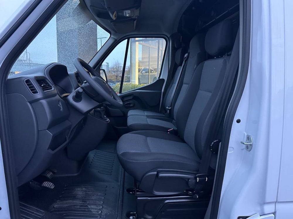 Nissan Interstar Furgone nuova a Modena (16)