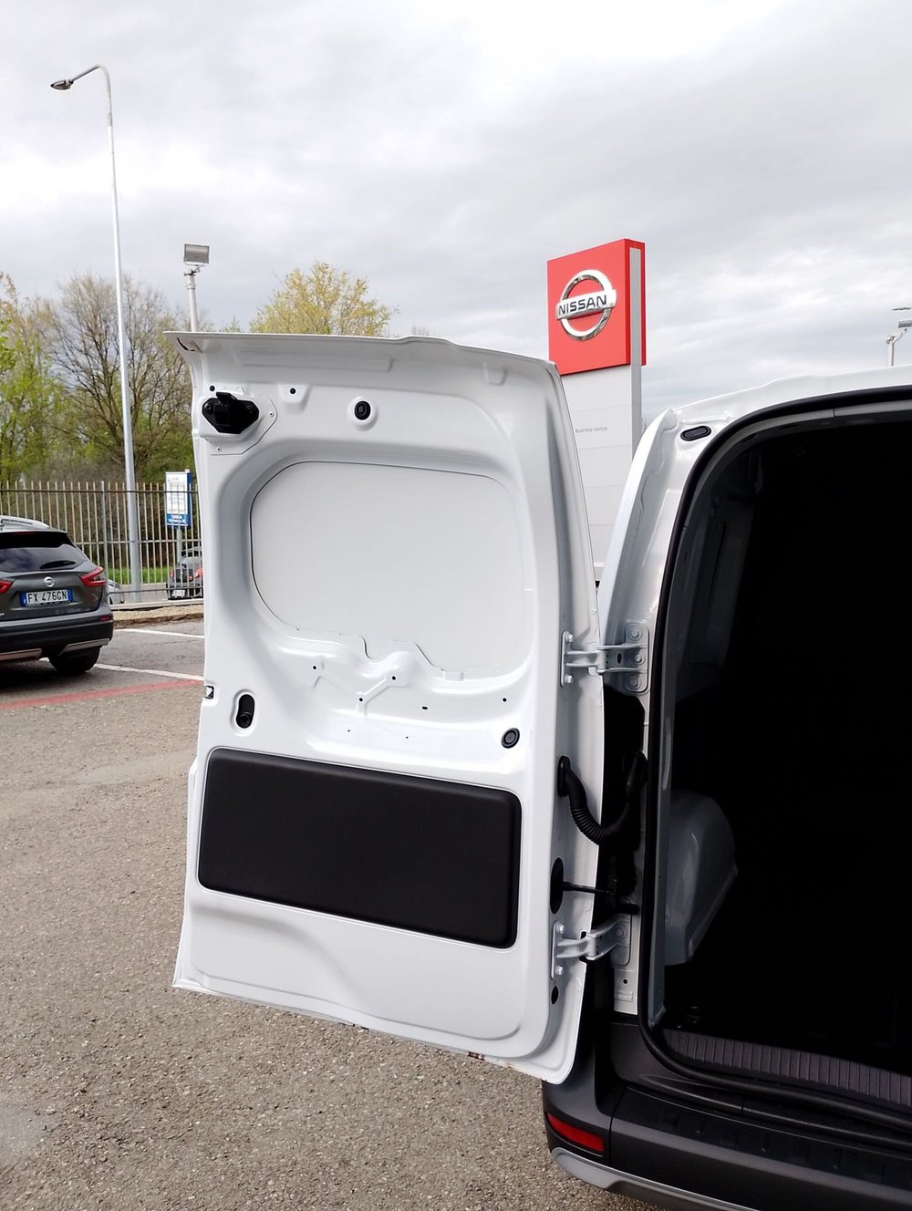 Nissan Townstar nuova a Modena (8)