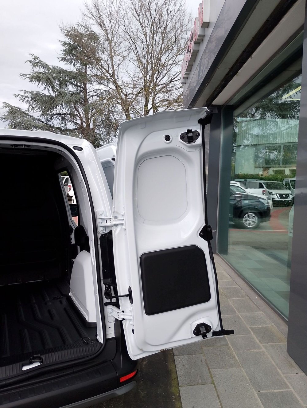Nissan Townstar nuova a Modena (9)