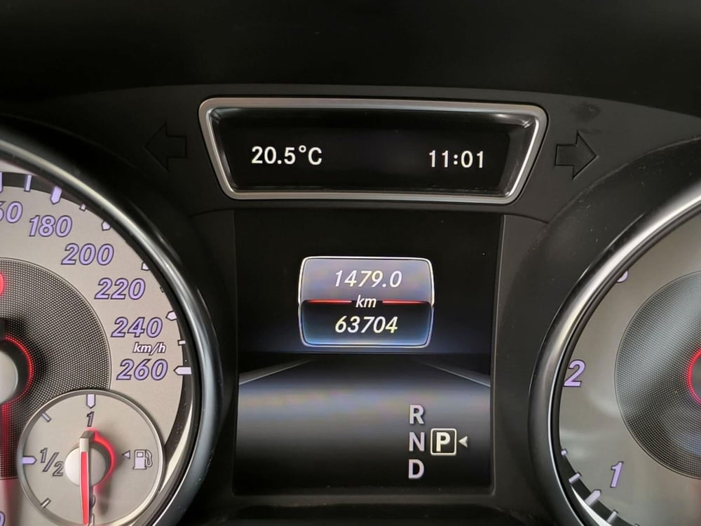 Mercedes-Benz GLA SUV usata a Udine (15)