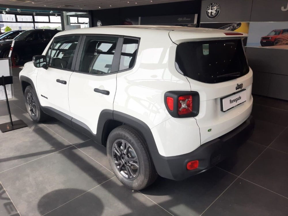 Jeep Renegade nuova a Verona (3)