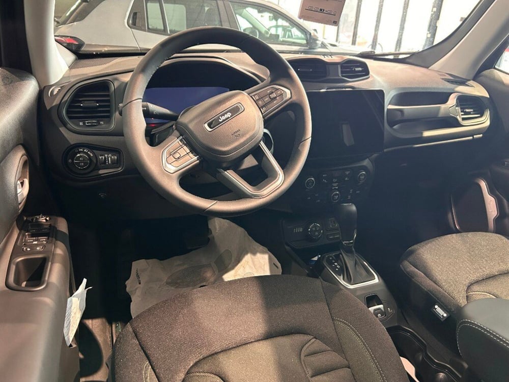 Jeep Renegade nuova a Verona (5)