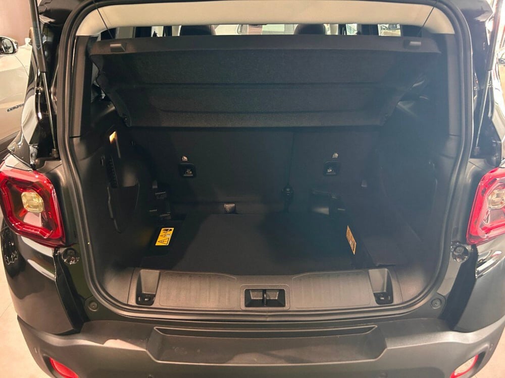 Jeep Renegade nuova a Verona (7)