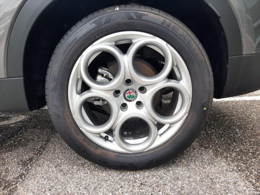 Alfa Romeo Tonale nuova a Verona (11)