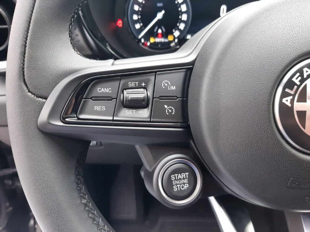 Alfa Romeo Tonale nuova a Verona (14)
