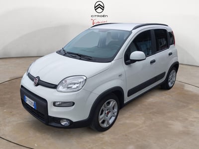 Fiat Panda 1.0 FireFly S&amp;S Hybrid City Cross del 2023 usata a Voghera
