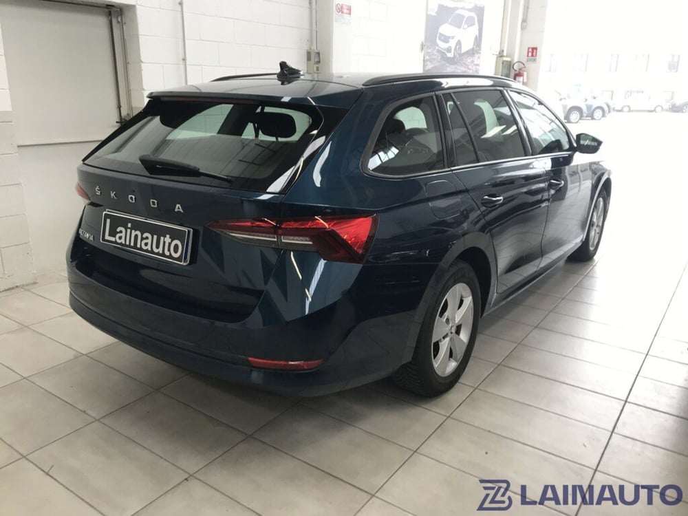 Skoda Octavia Station Wagon usata a Milano (4)