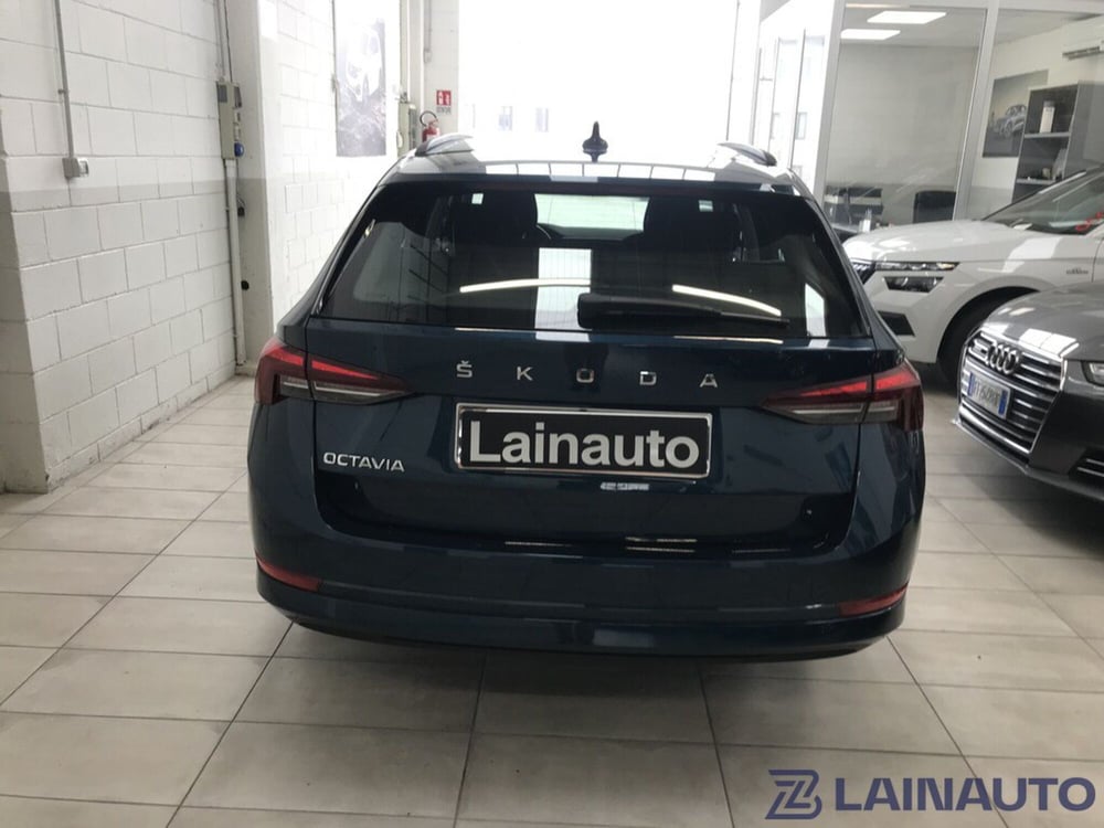 Skoda Octavia Station Wagon usata a Milano (5)
