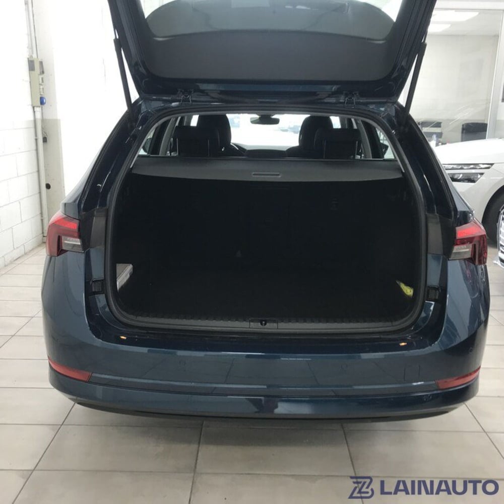 Skoda Octavia Station Wagon usata a Milano (8)