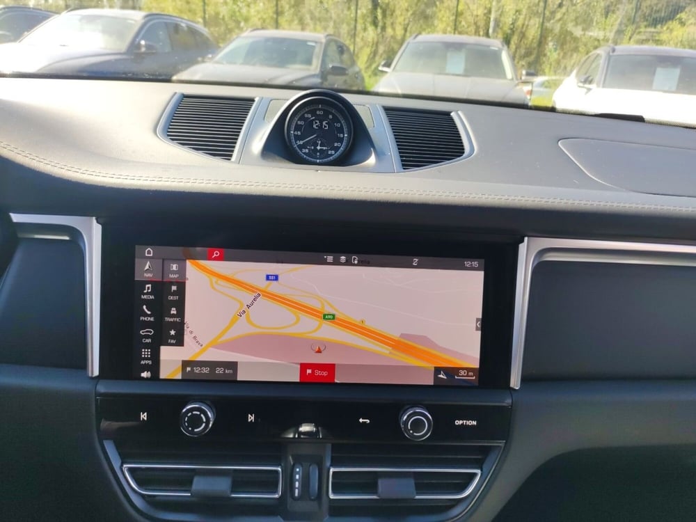 Porsche Macan usata a Latina (19)