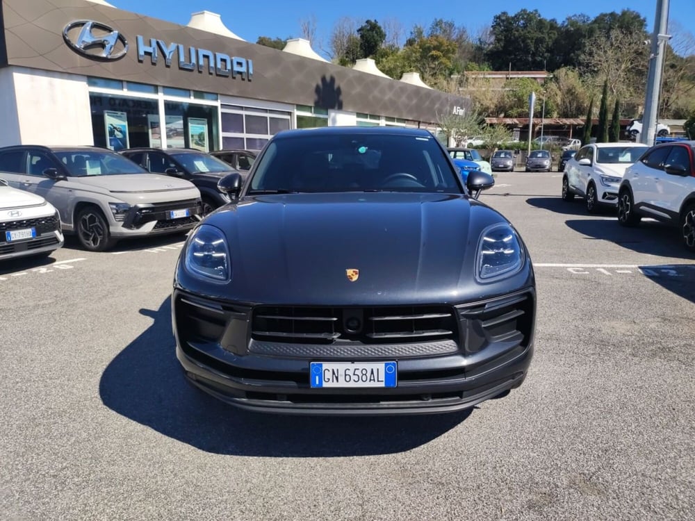 Porsche Macan usata a Latina (7)