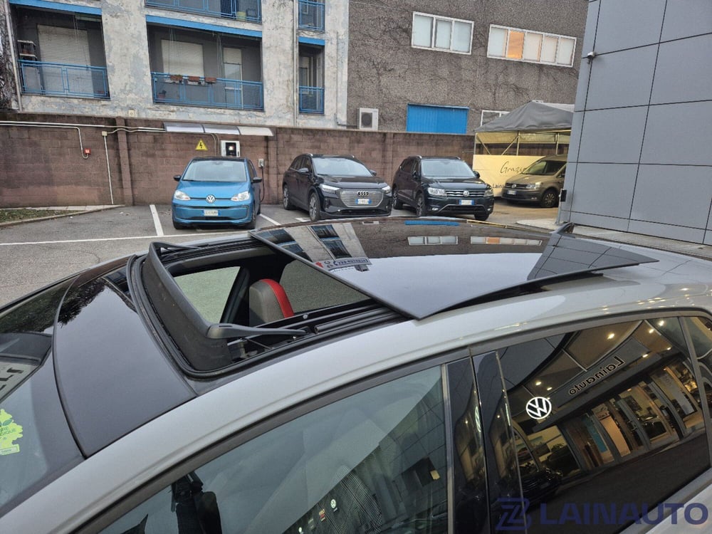 Volkswagen Golf usata a Milano (16)