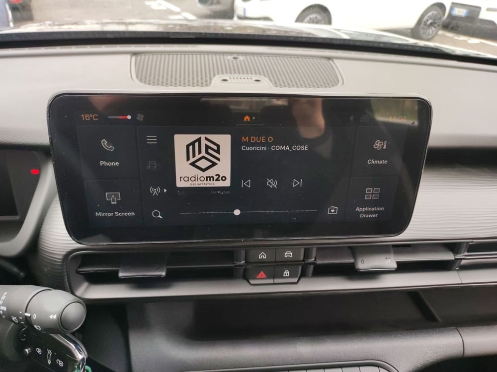 Jeep Avenger nuova a Latina (18)