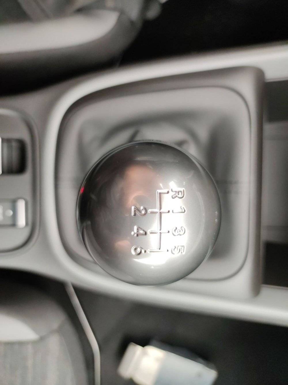 Jeep Avenger nuova a Latina (19)