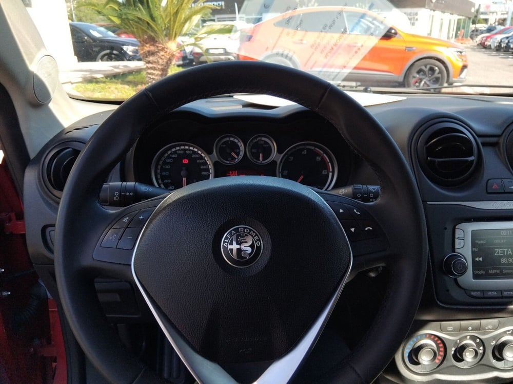 Alfa Romeo MiTo usata a Latina (15)