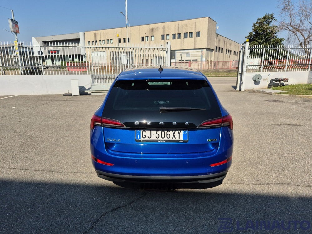Skoda Scala usata a Milano (6)