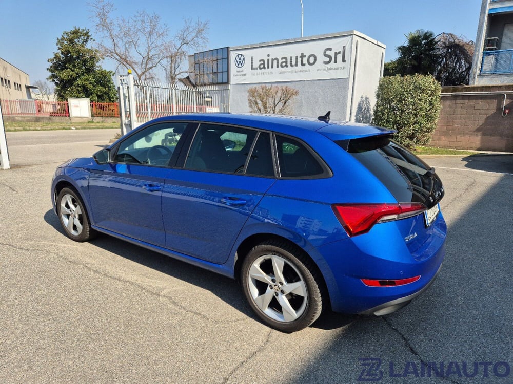 Skoda Scala usata a Milano (7)