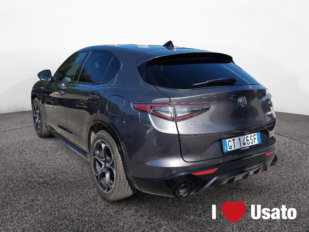 Alfa Romeo Stelvio usata a Latina (4)