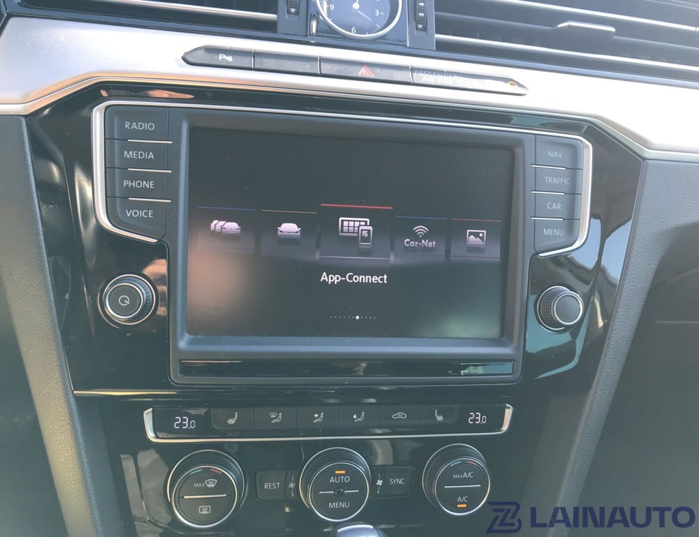 Volkswagen Passat usata a Milano (20)