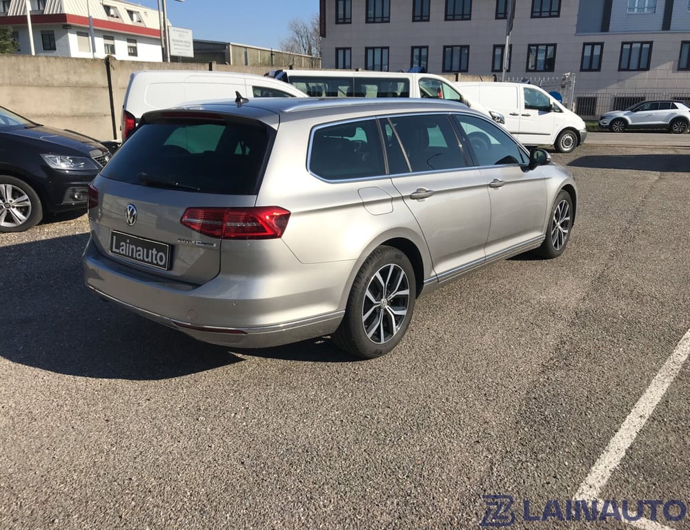 Volkswagen Passat usata a Milano (5)