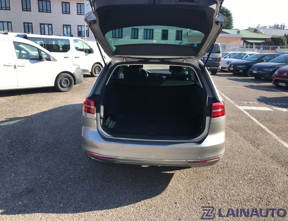 Volkswagen Passat usata a Milano (9)