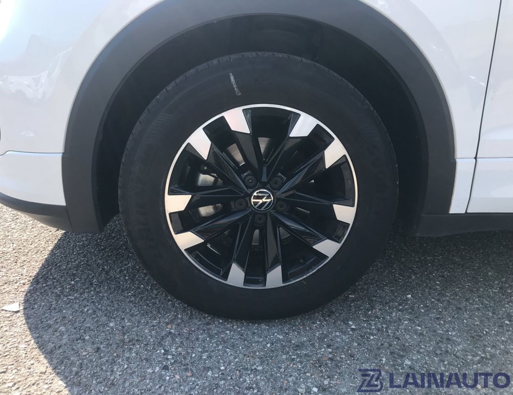 Volkswagen T-Cross usata a Milano (13)