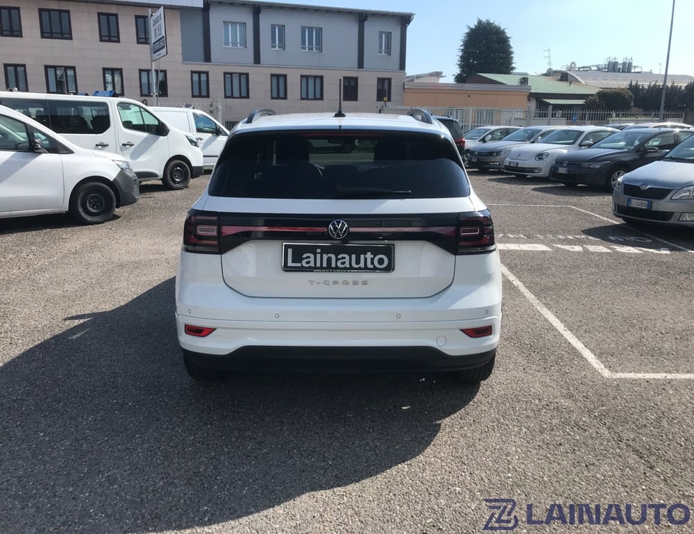 Volkswagen T-Cross usata a Milano (6)