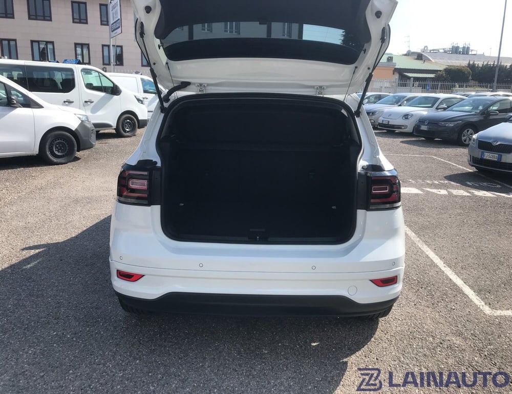 Volkswagen T-Cross usata a Milano (9)