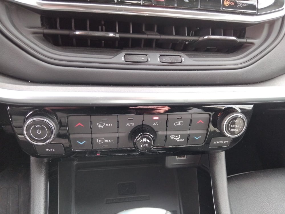 Jeep Compass usata a Roma (18)
