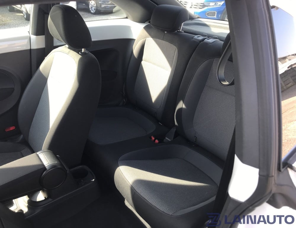 Volkswagen Maggiolino usata a Milano (15)