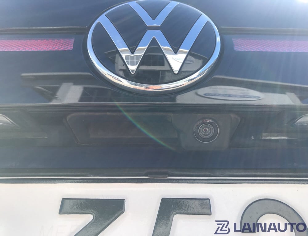 Volkswagen T-Cross usata a Milano (14)