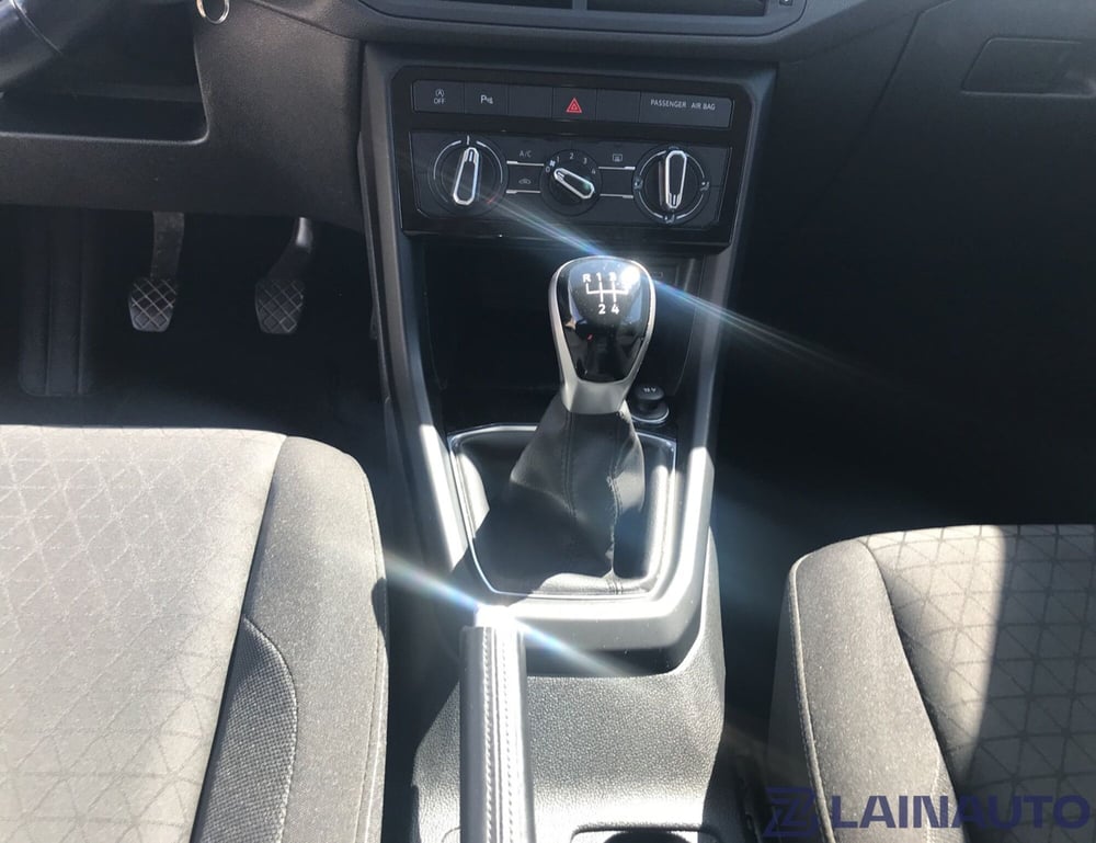 Volkswagen T-Cross usata a Milano (19)