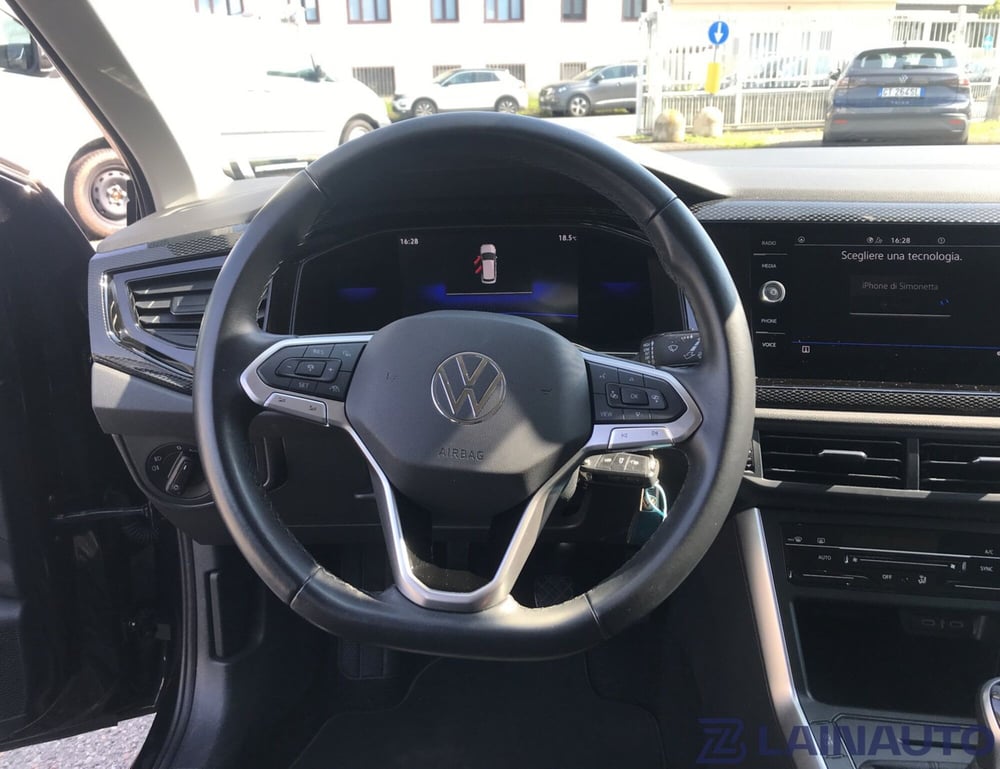 Volkswagen Taigo usata a Milano (17)