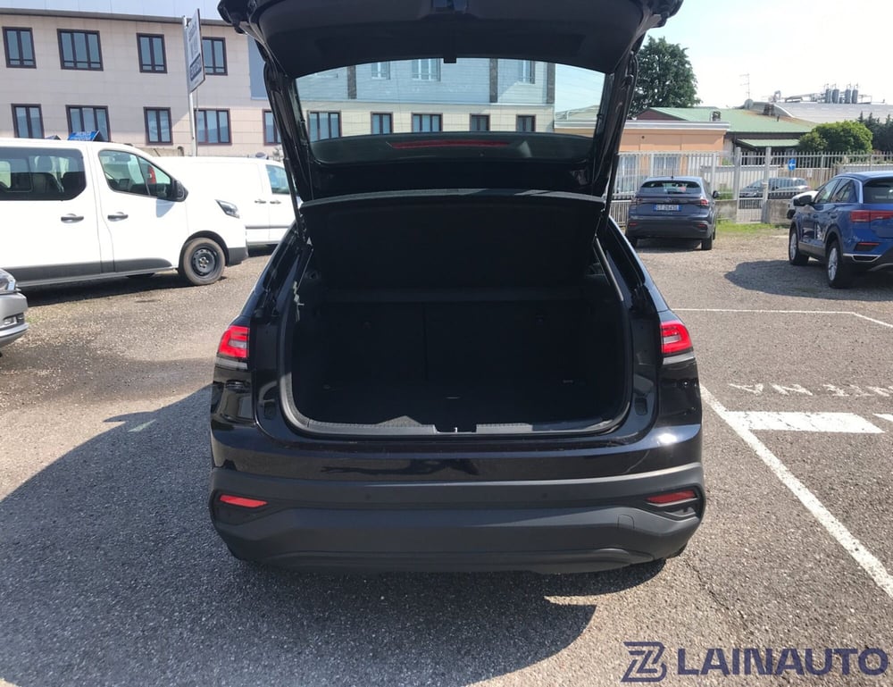 Volkswagen Taigo usata a Milano (9)