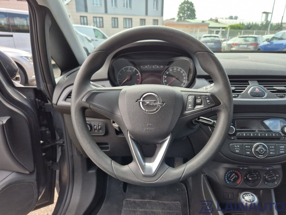 Opel Corsa Coupé usata a Milano (17)