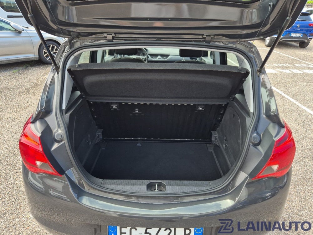 Opel Corsa Coupé usata a Milano (9)