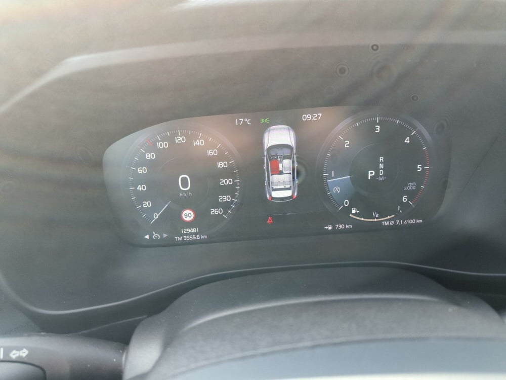 Volvo XC40 usata a Reggio Calabria (14)