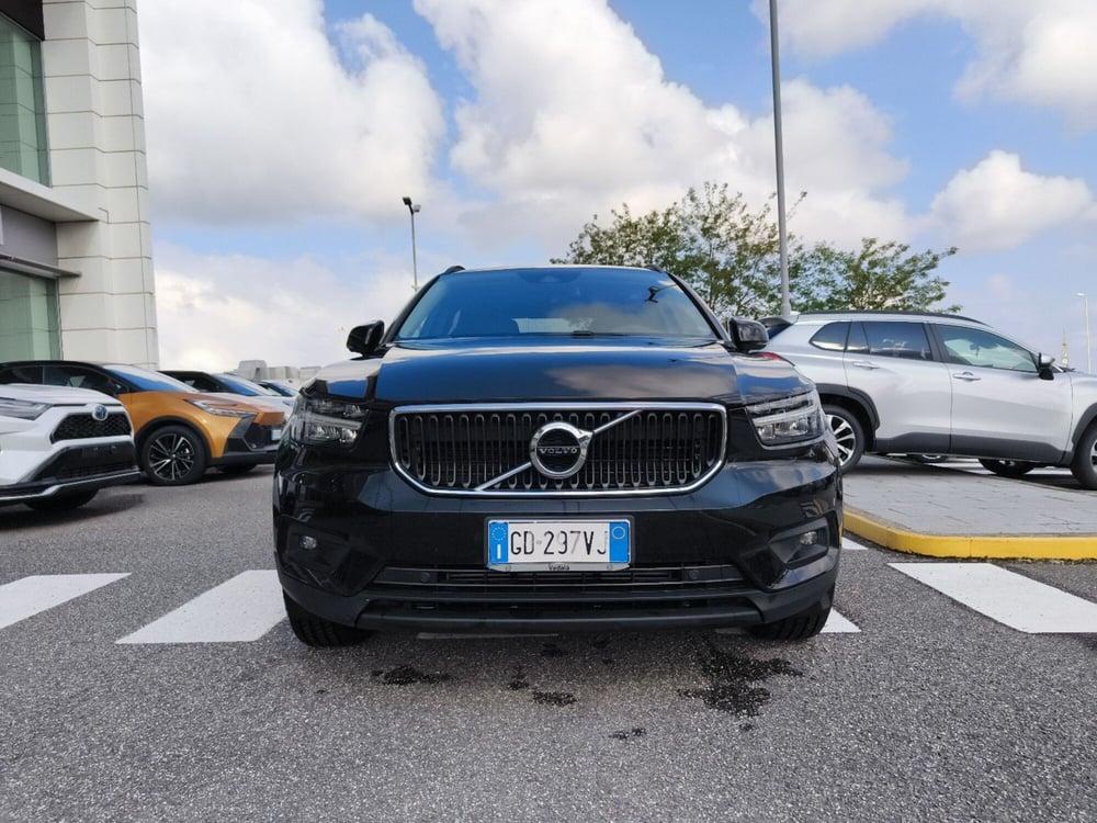 Volvo XC40 usata a Reggio Calabria (4)