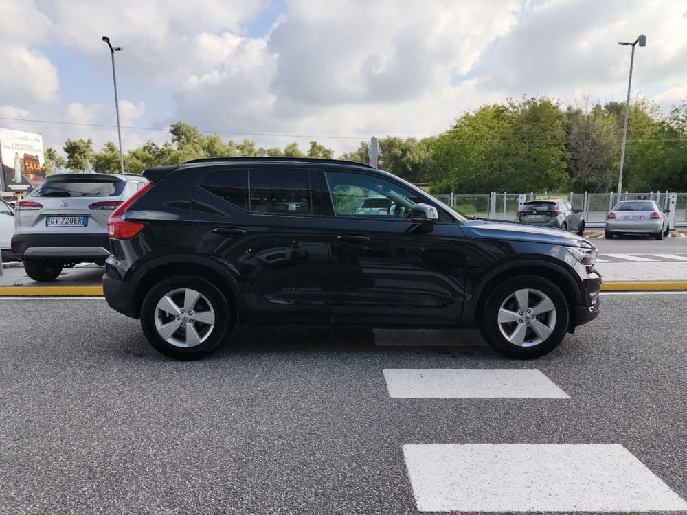 Volvo XC40 usata a Reggio Calabria (6)