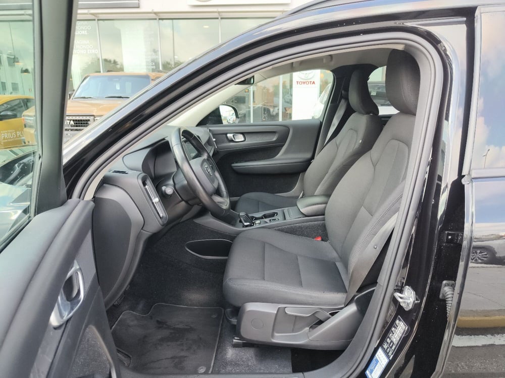 Volvo XC40 usata a Reggio Calabria (9)