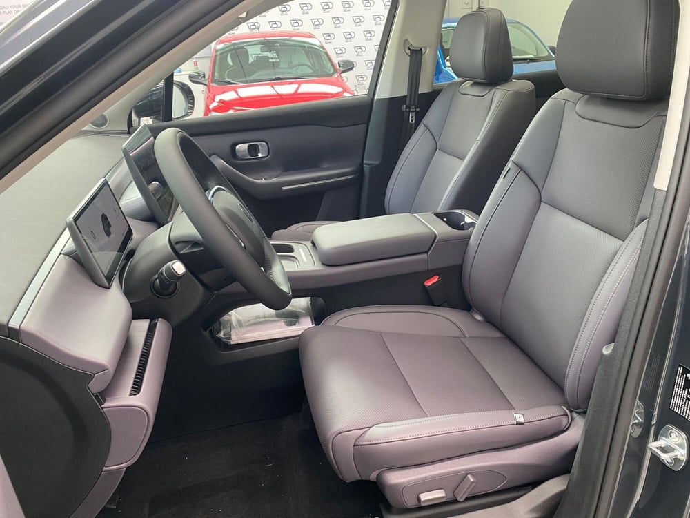 Leapmotor C10 nuova a Milano (10)
