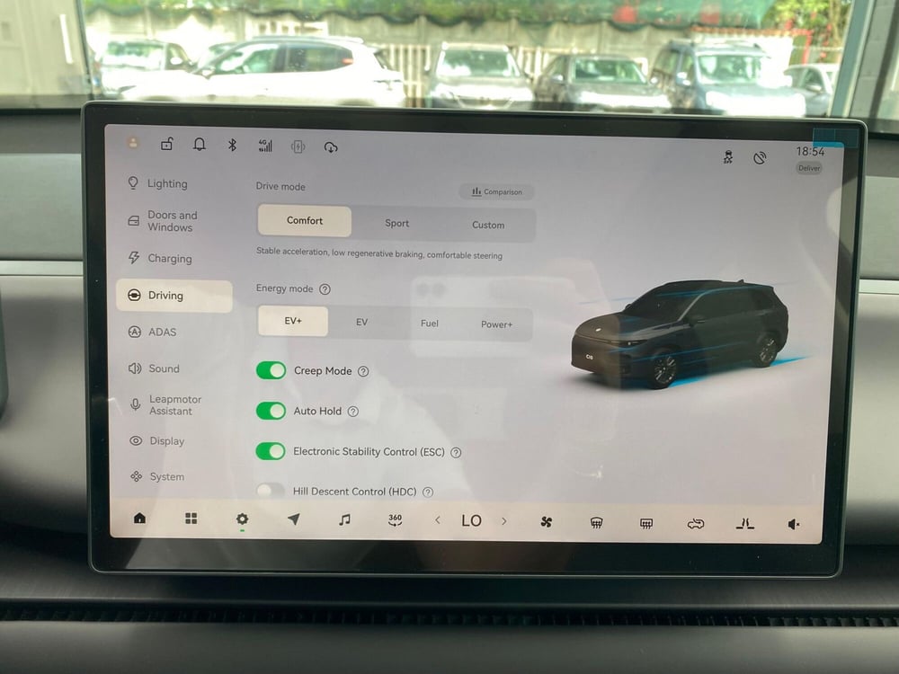Leapmotor C10 nuova a Milano (15)