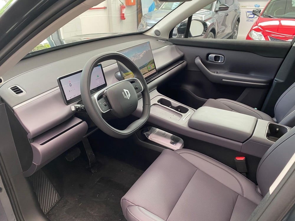 Leapmotor C10 nuova a Milano (9)