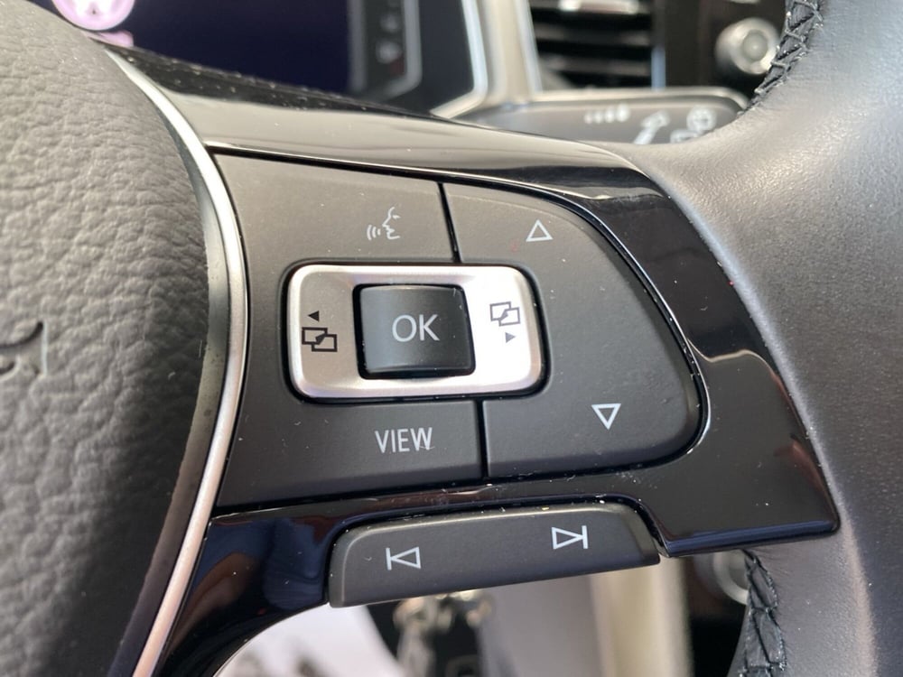 Volkswagen T-Roc usata a Milano (14)