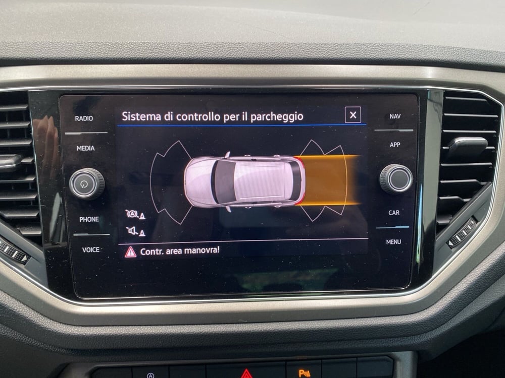 Volkswagen T-Roc usata a Milano (17)