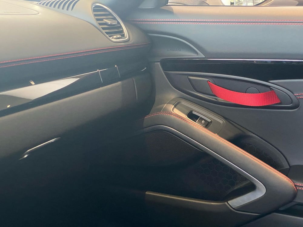Porsche 718 Cayman  usata a Firenze (18)