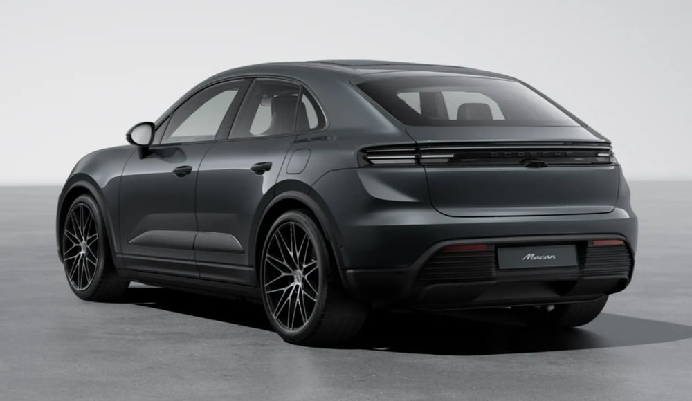 Porsche Macan nuova a Firenze (3)