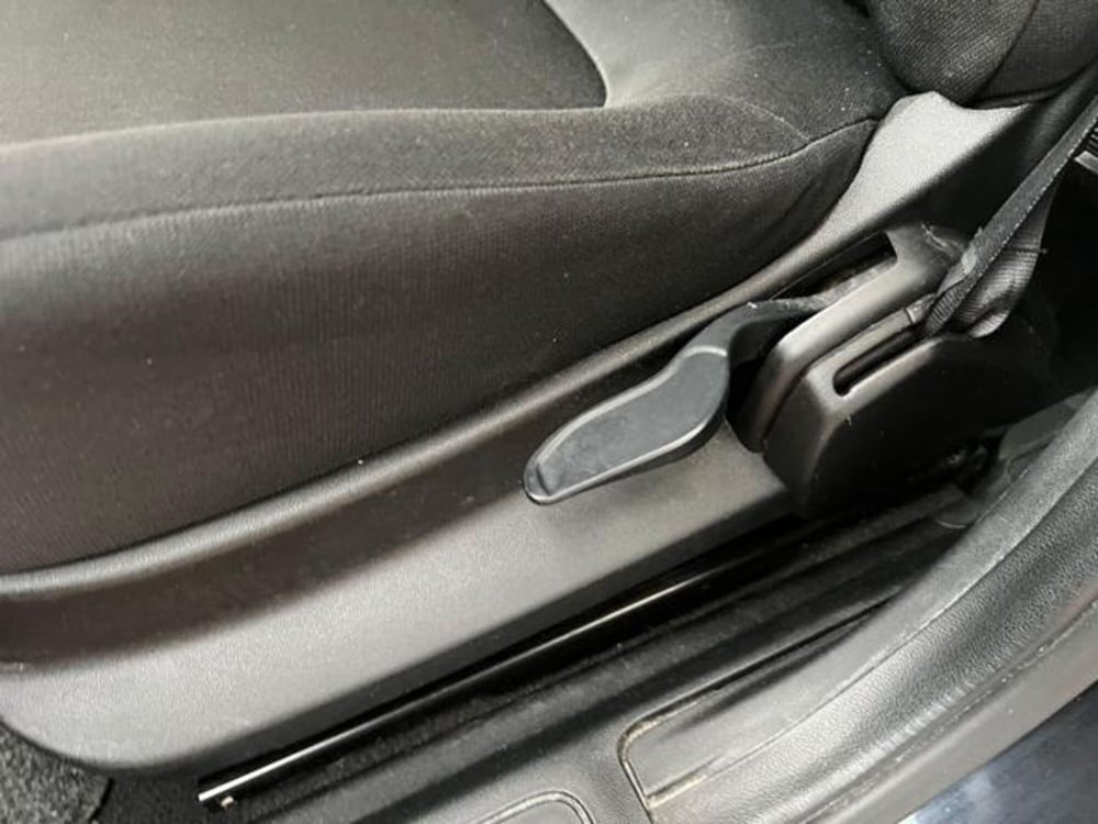 Fiat Punto usata a Modena (10)