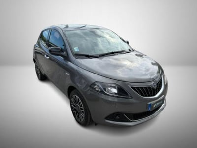 Lancia Ypsilon 54kWh del 2024 usata a Pagani