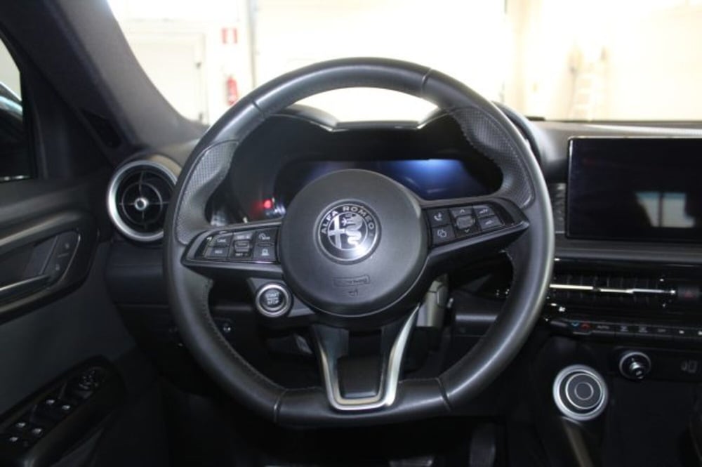 Alfa Romeo Tonale usata a Terni (12)